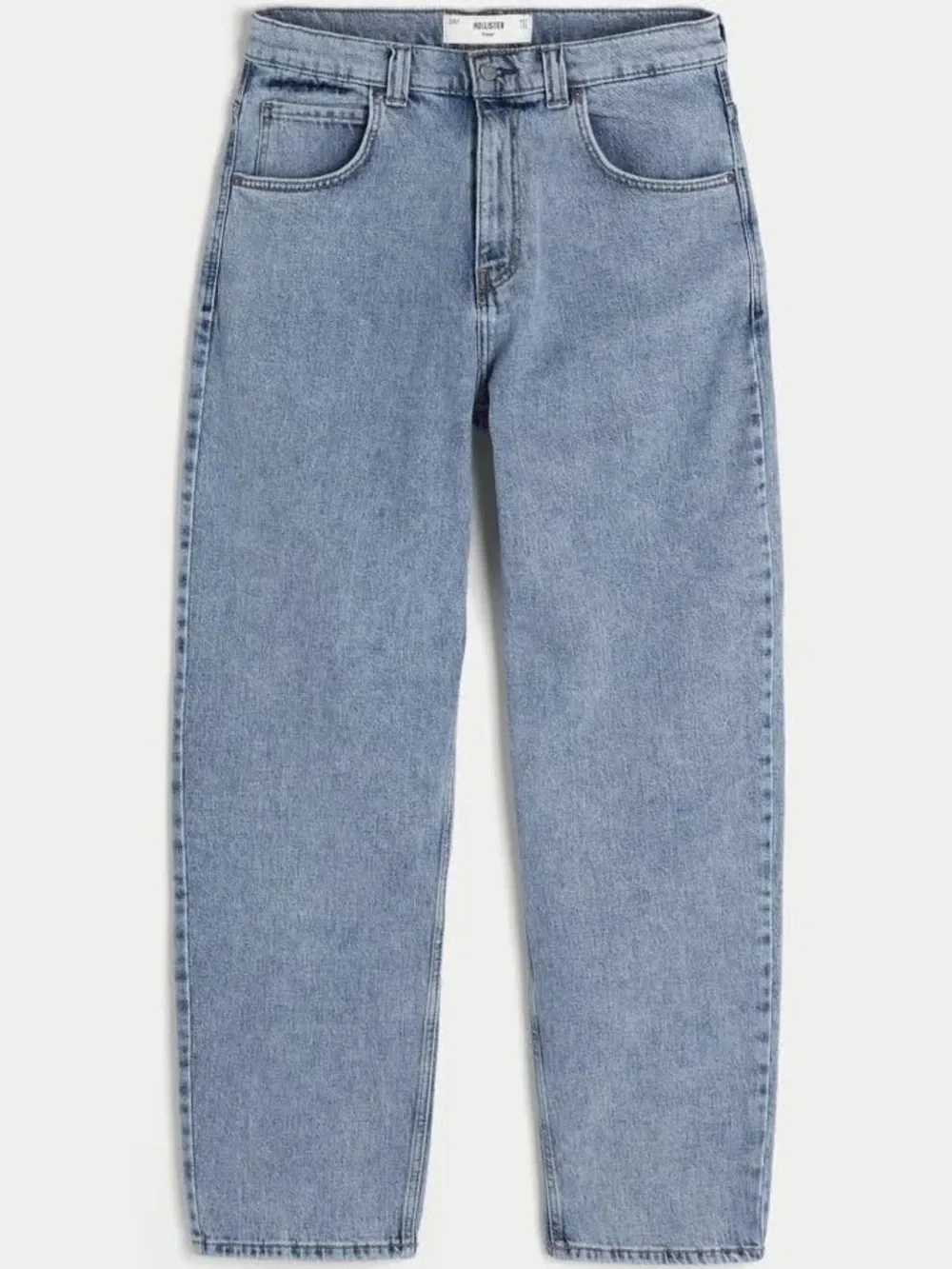 Hollister Classic Straight Leg Jeans in Medium Blue Wash staple classic skater